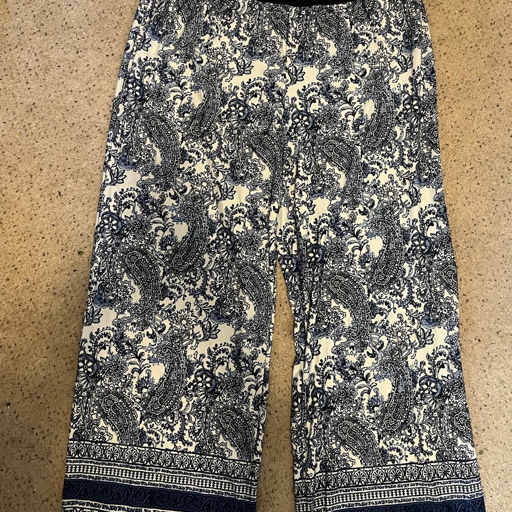 Elegant Black and White Paisley Women's Pants